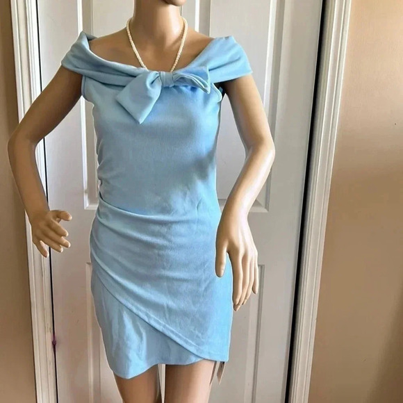 Faux wrap dress,Nwt,off shoulder,cowl,bow, fitted dress, feminine,romantic - Picture 12 of 13